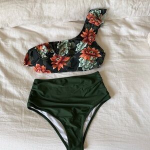 Cupshe tropical bikini